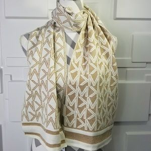 🛑 SOLD OUT Michael Kors MK Sparkly Scarf White